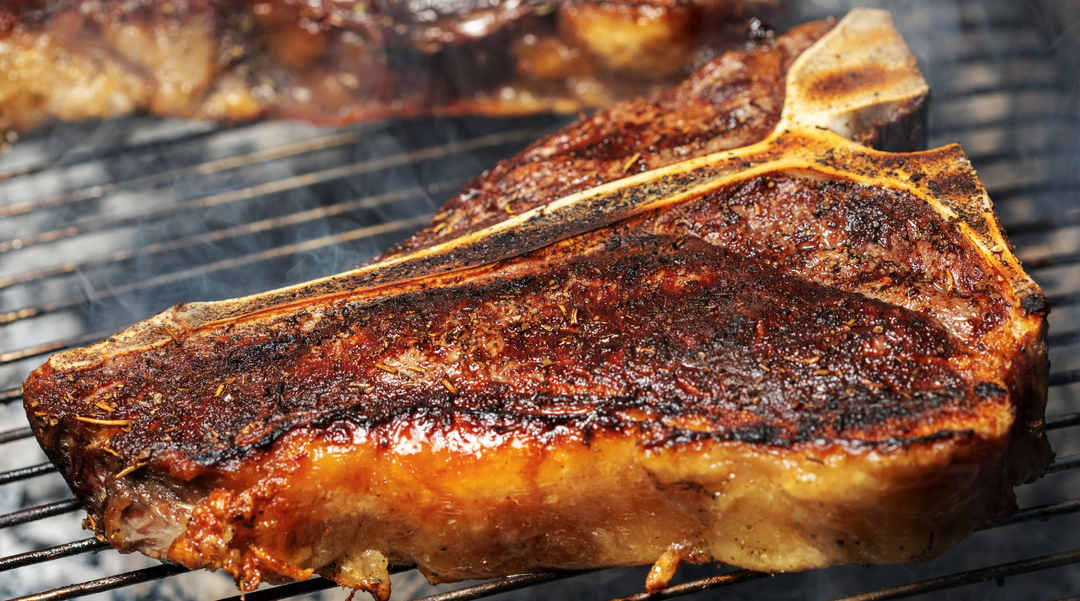 Braai meat on the braai - portable braai - braai accessories
