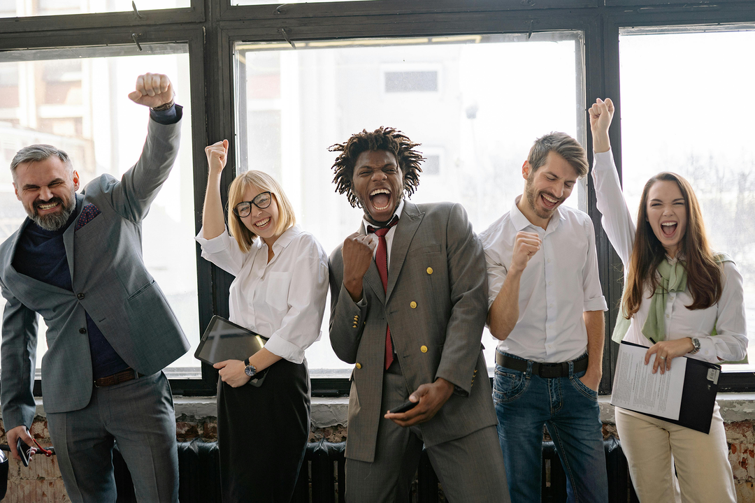 Happy Employees - cheap corporate gifts - cheap corporate gift ideas
