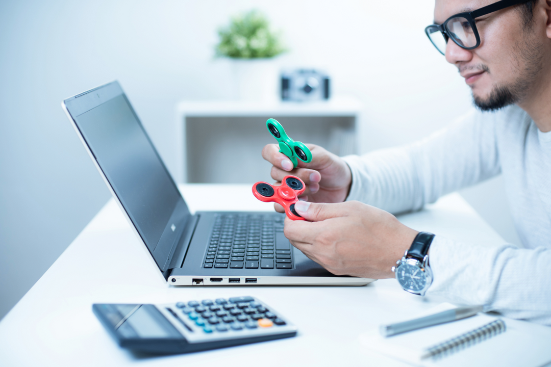 How Fidget Spinners Can Help Relieve Stress