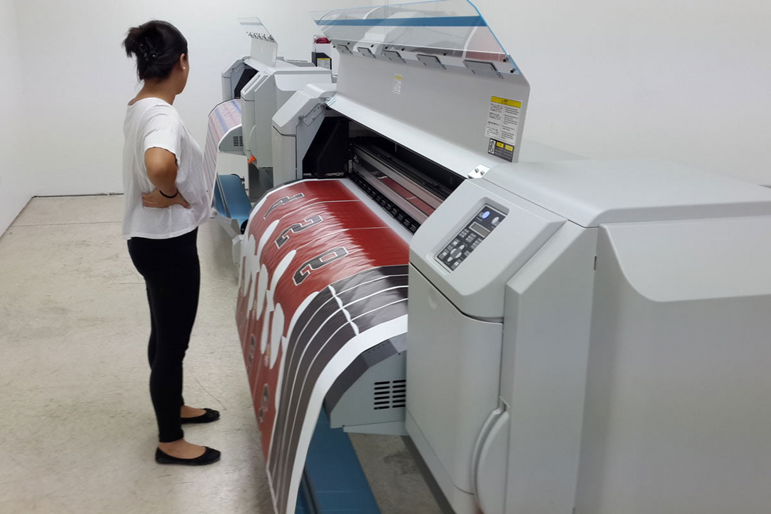 Advantages of Using Dye Sublimated Items & Clothing for Your Brand