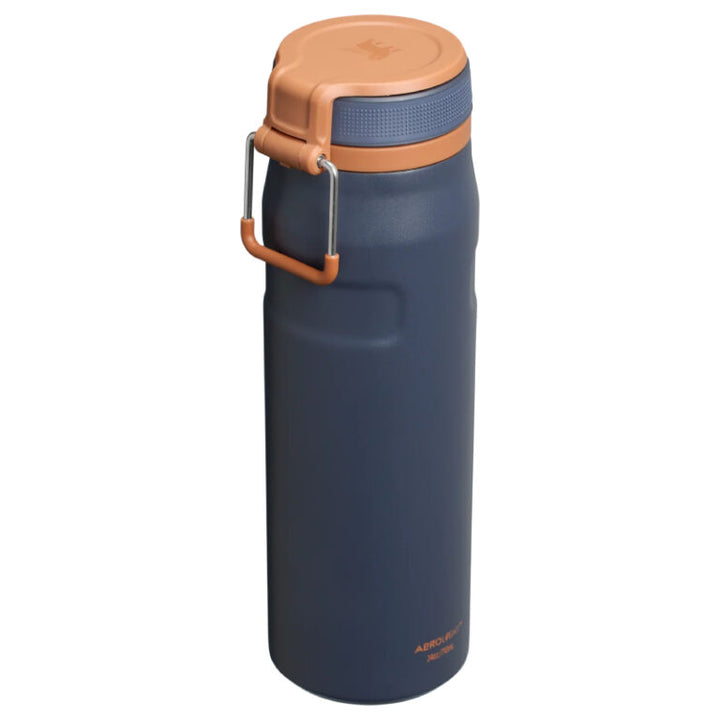 The IceFlow™ Bottle Twist Flip 0.7L / 24oz
