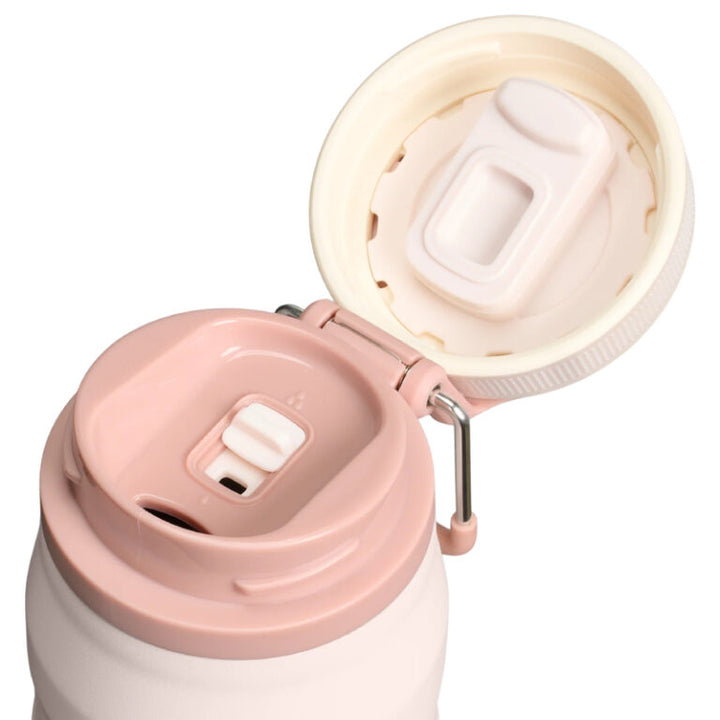 The IceFlow™ Bottle Twist Flip 0.7L / 24oz