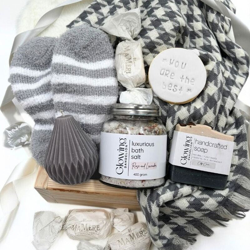 Cosy Cuddles Gift Hamper