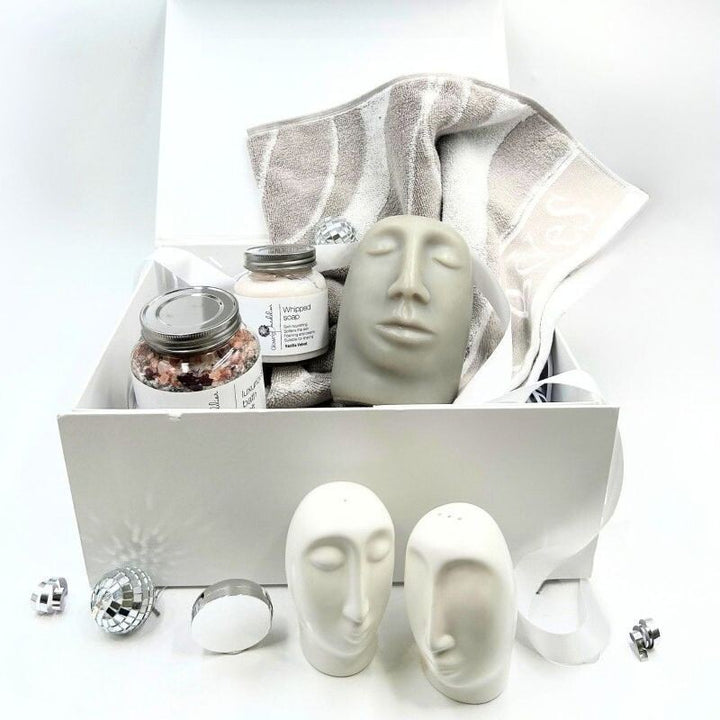 Signature Collection Mystique Magnetic Gift Box