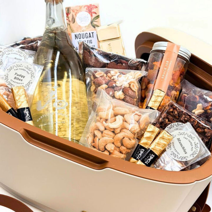 Sip & Share Sparkling Grape Juice Cooler Gift Hamper