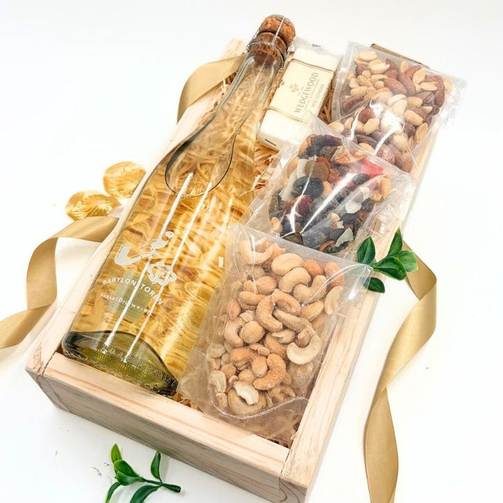 Sparkling Grape Juice & Nut Collection Gift Hamper