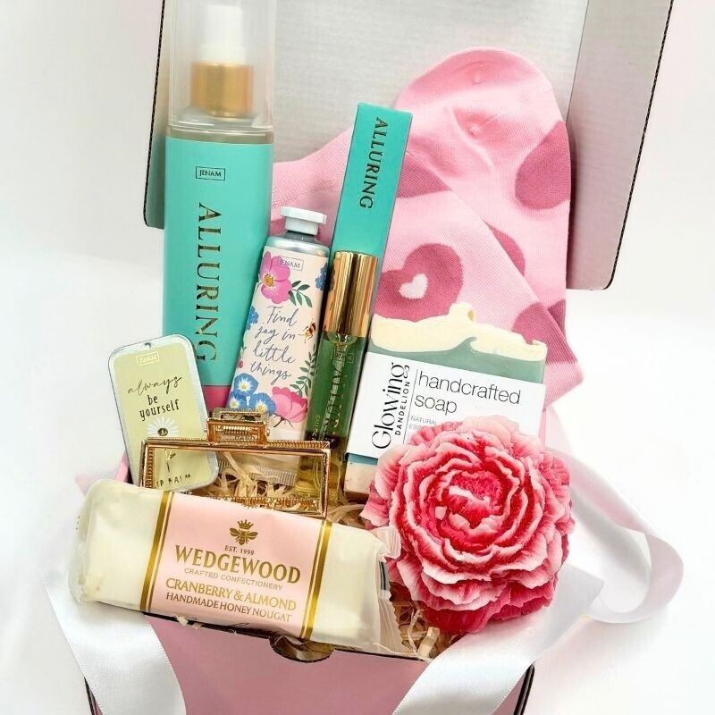 You’re Scent-Sational Surprise Gift Hamper